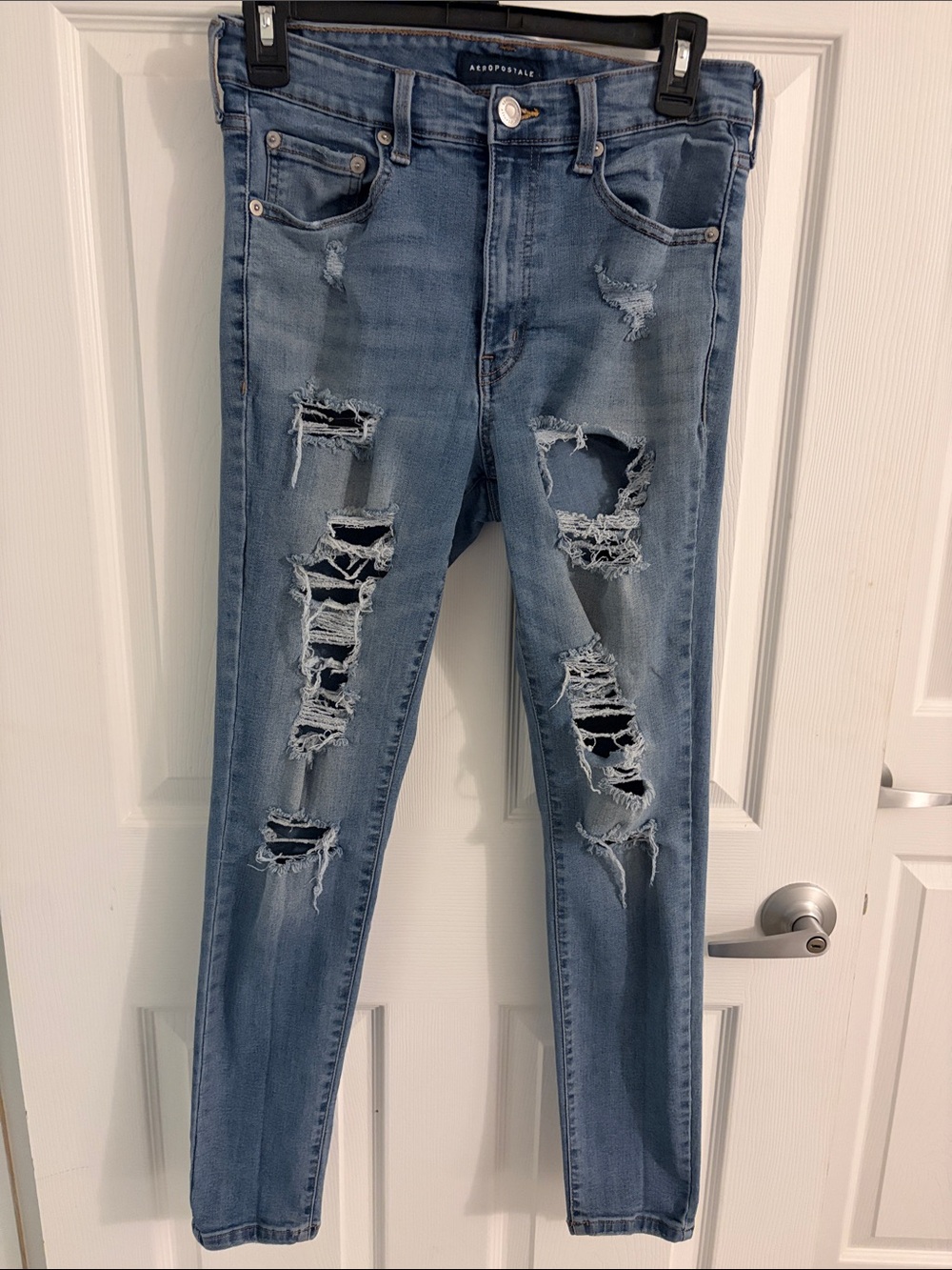 Aeropostale Women's Medium Blue Distressed super High Rise Skinny Jeans